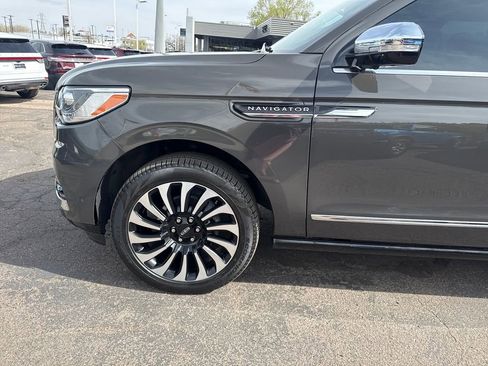 Used 2024 Lincoln Navigator L Black Label image 33