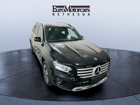 Used 2026 Mercedes-Benz GLB 250 4MATIC image 4