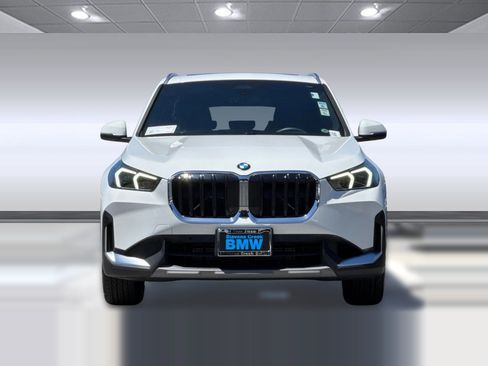 Certified 2023 BMW X1 xDrive28i w/ Premium Package AWD/4WD image 5