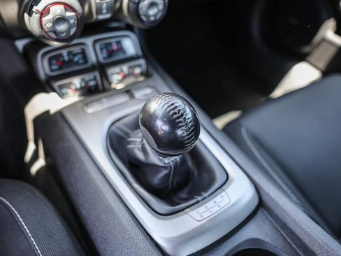 Used 2012 Chevrolet Camaro SS RWD image 12