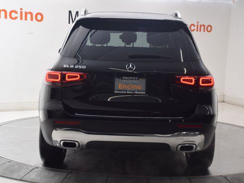 Certified 2022 Mercedes-Benz GLB 250 image 5