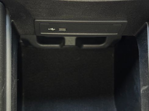 Used 2021 Mercedes-Benz GLS 580 4MATIC image 41