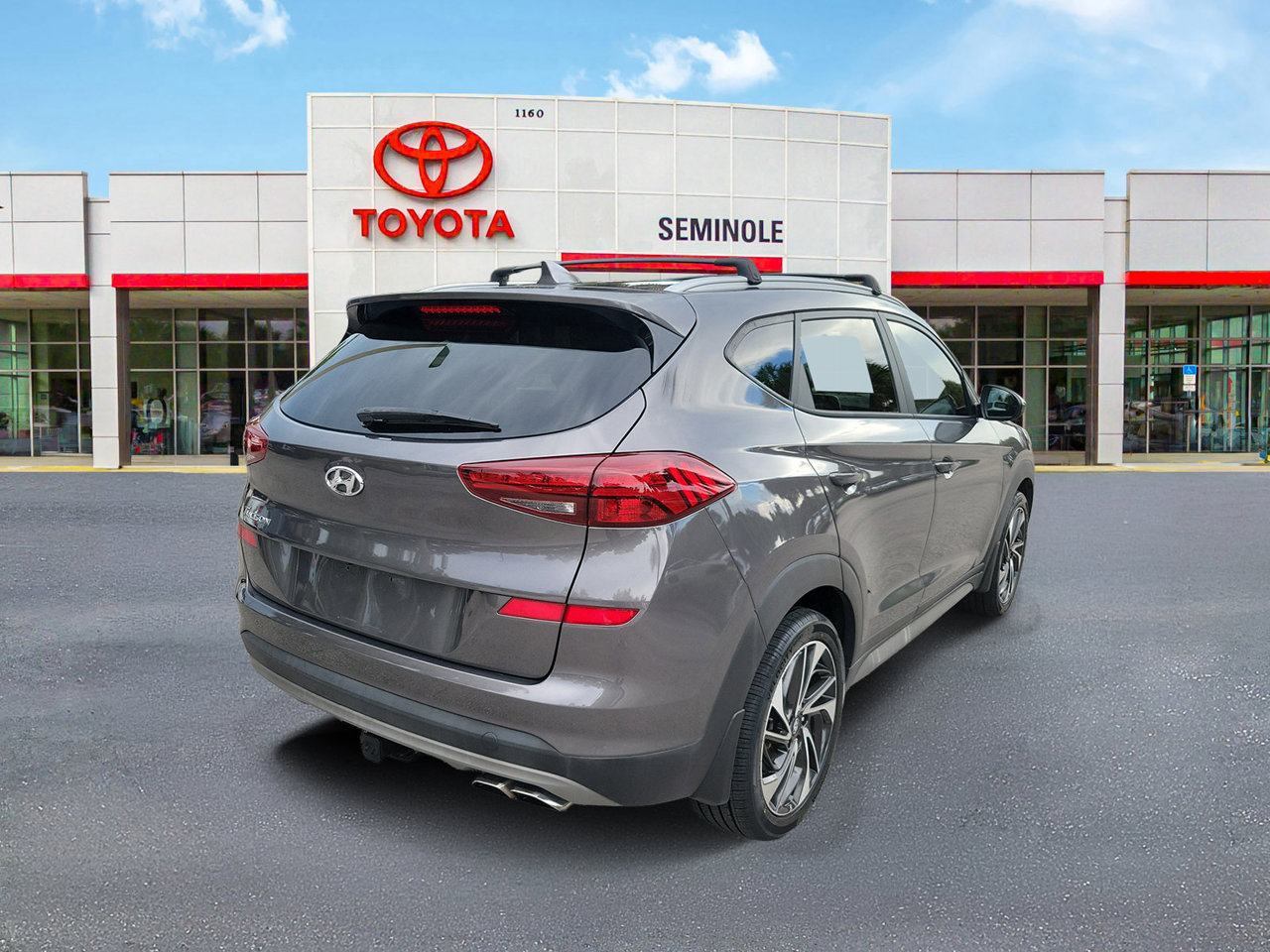 Used 2020 Hyundai Tucson Sport FWD image 3