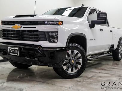 Used 2024 Chevrolet Silverado 2500 Custom w/ Custom Value Package