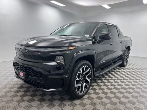 Used 2024 Chevrolet Silverado EV RST w/ LPO, Utility Wall Package AWD/4WD image 2