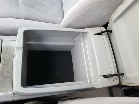 Used 2010 Toyota Highlander 2WD image 21