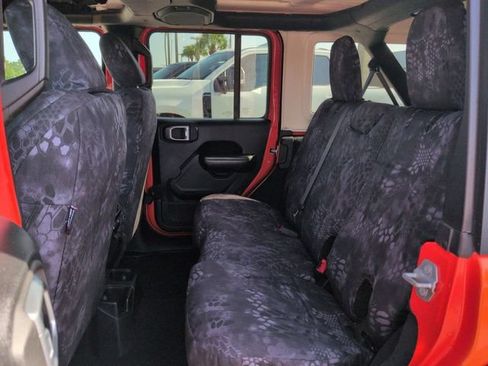 Used 2019 Jeep Wrangler Unlimited Sport S AWD/4WD image 14