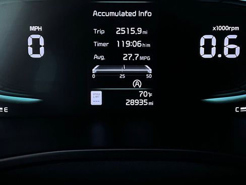 Used 2025 Kia Soul LX w/ LX Technology Package image 35