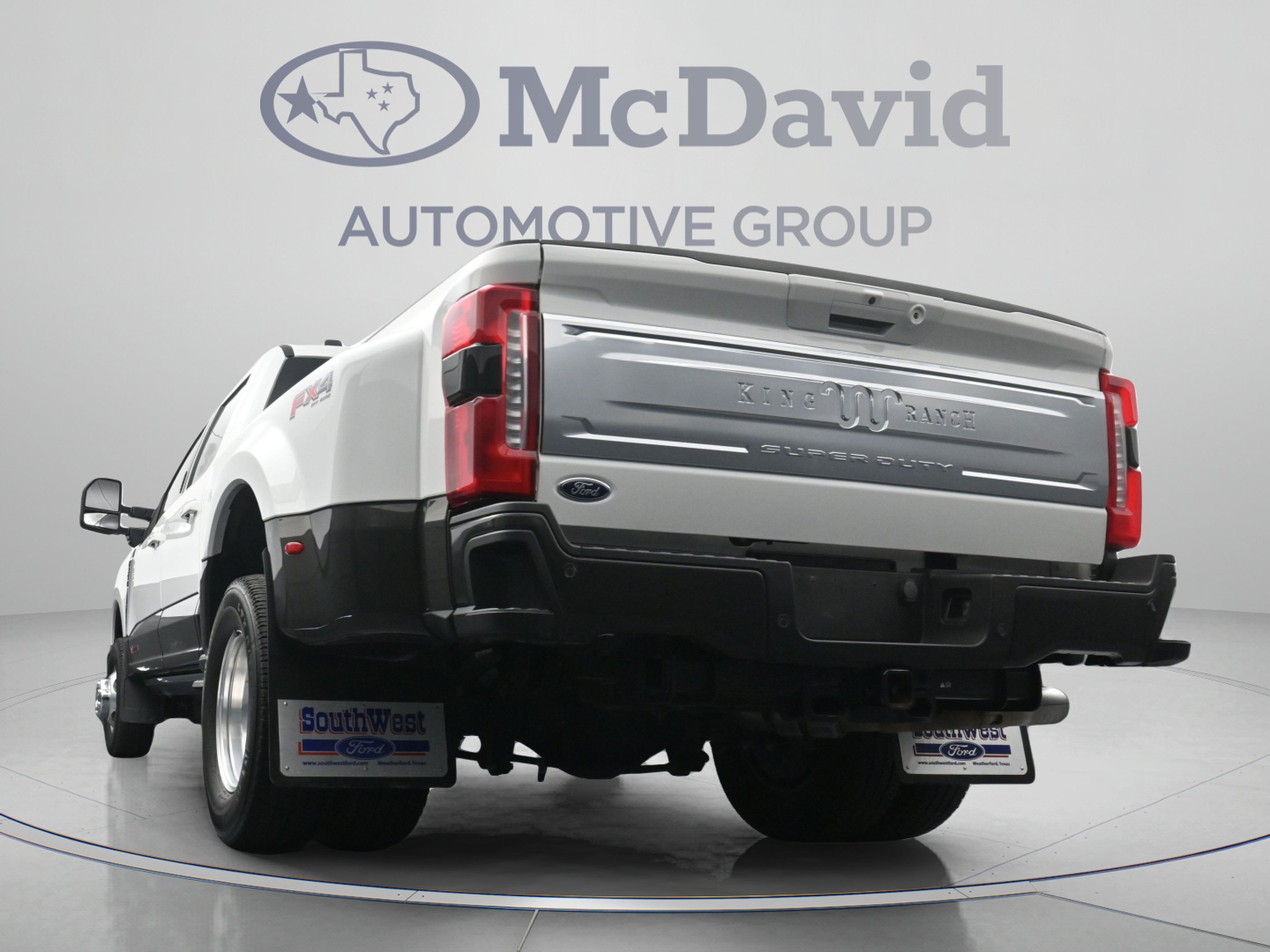 Used 2024 Ford F350 King Ranch AWD/4WD image 30