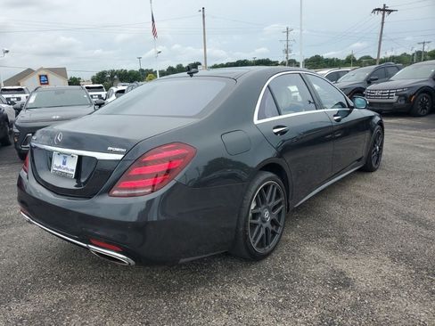 Used 2018 Mercedes-Benz S 560 Sedan image 10