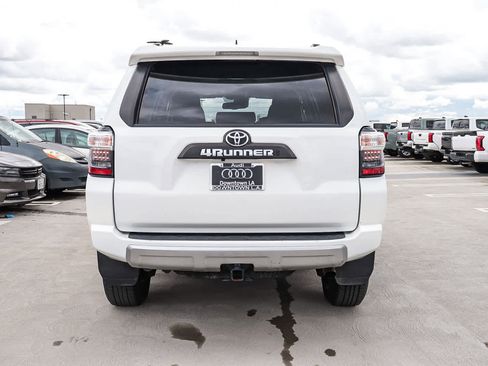 Used 2024 Toyota 4Runner TRD Off-Road image 8