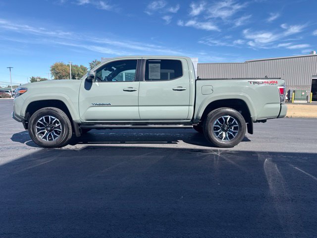 Certified 2023 Toyota Tacoma TRD Sport AWD/4WD image 4