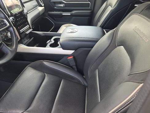 Used 2020 RAM 1500 Laramie image 16