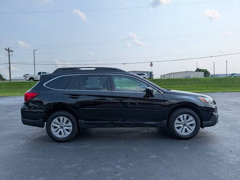 Used 2015 Subaru Outback 2.5i Premium AWD/4WD image 5