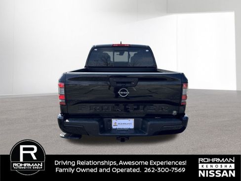New 2026 Nissan Frontier SV w/ Tow Package AWD/4WD image 7