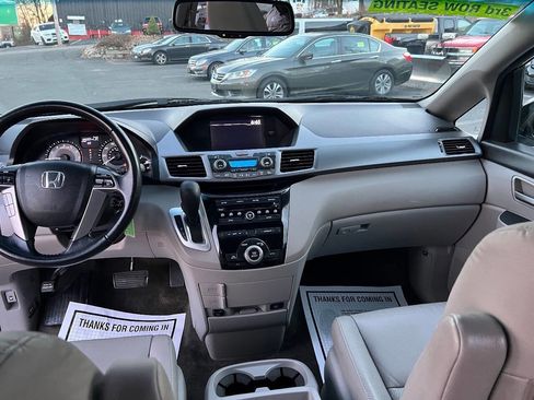 Used 2011 Honda Odyssey EX-L image 15