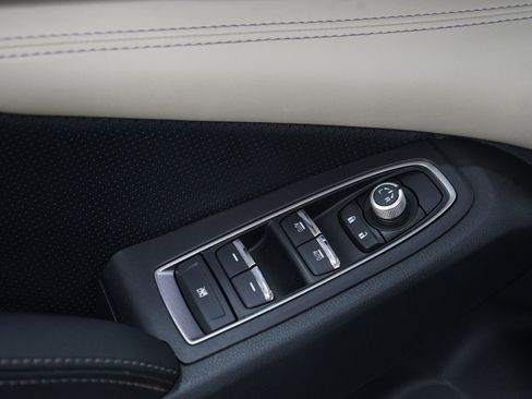 Used 2022 Subaru Ascent Limited image 23