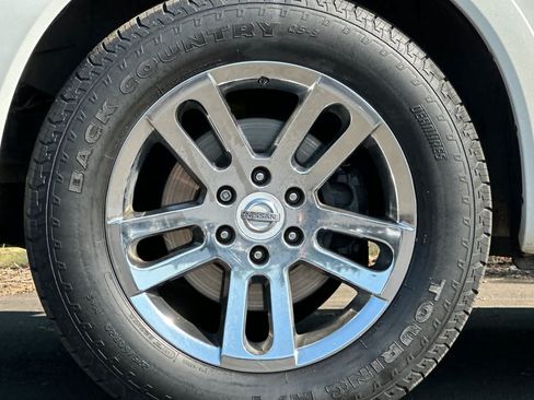 Used 2013 Nissan Titan SL w/ Texas Pkg RWD image 25