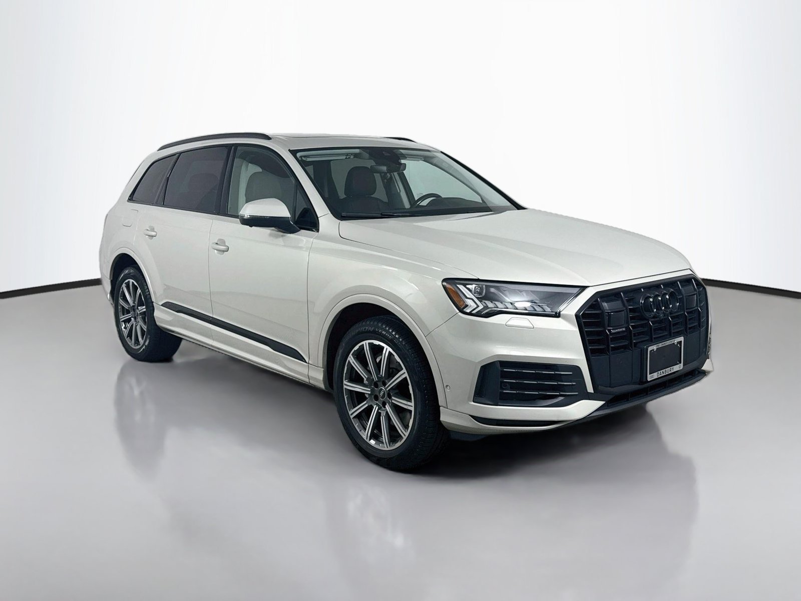 Used 2023 Audi Q7 2.0T Premium Plus AWD/4WD image 7