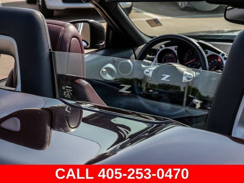 Used 2013 Nissan 370Z Touring w/ Sport Pkg RWD image 11