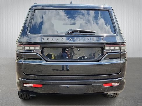 Certified 2024 Jeep Grand Wagoneer Series II Obsidian w/ Quick Order Packagew 28T AWD/4WD image 5