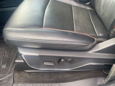 Used 2022 Ford F150 Lariat AWD/4WD image 18