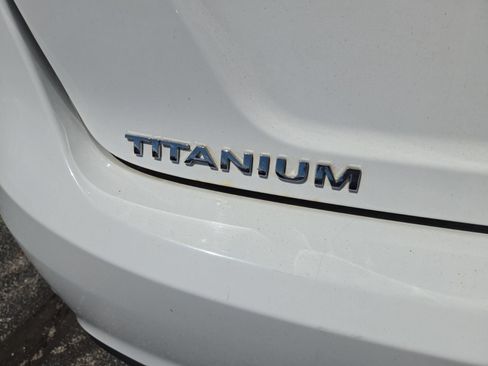 Used 2014 Ford Fiesta Titanium FWD image 10