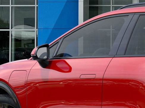 New 2025 Chevrolet Equinox EV RS image 12