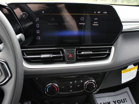 New 2026 Chevrolet TrailBlazer LT w/ Driver Confidence Package FWD image 31