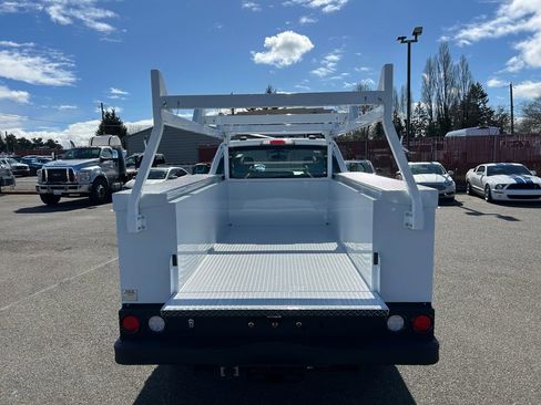 New 2026 Ford F250 XL w/ XL Chrome Package AWD/4WD image 8