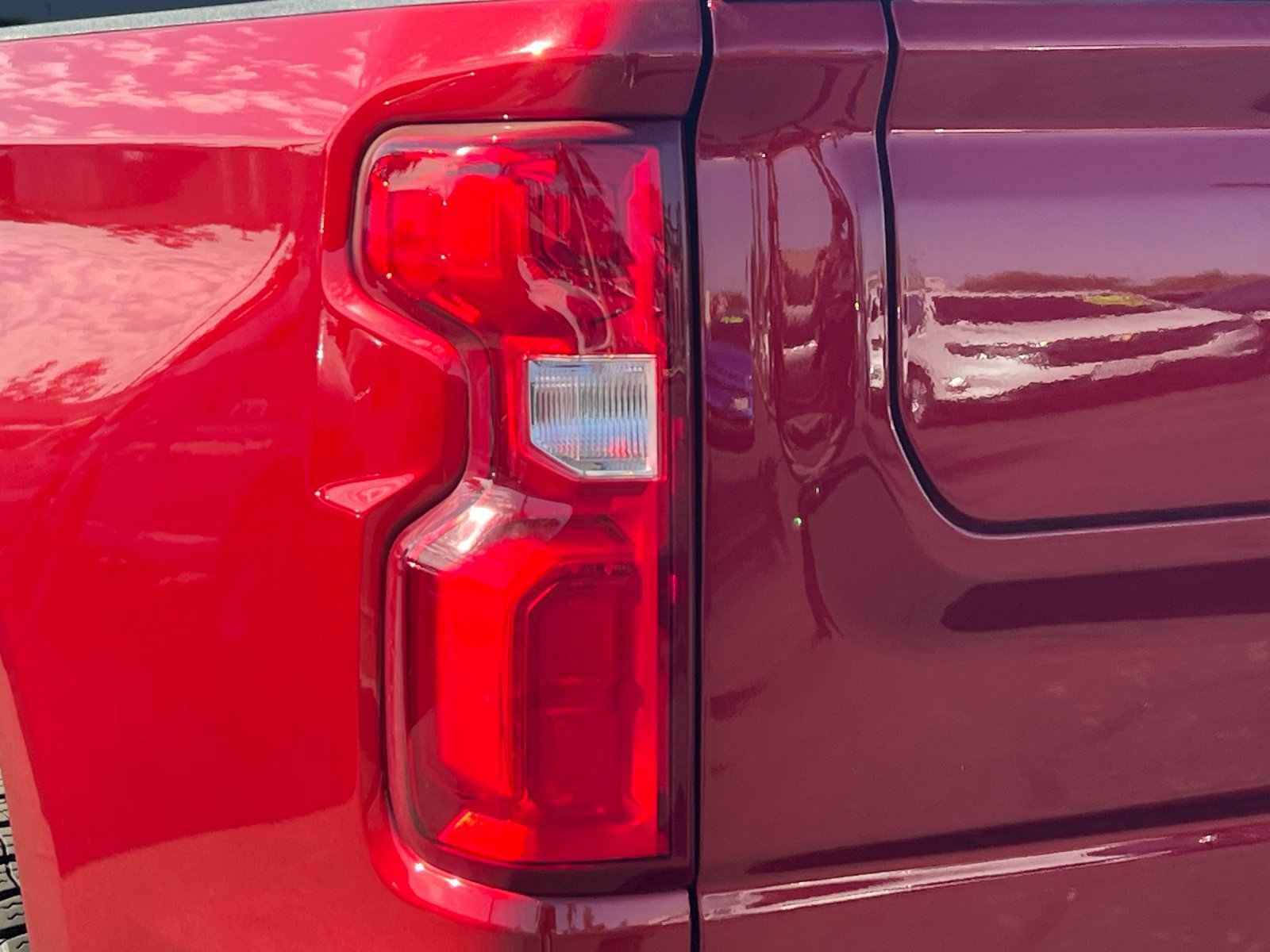 Used 2025 Chevrolet Silverado 1500 LT Trail Boss w/ LT Trail Boss Premium Package AWD/4WD image 27