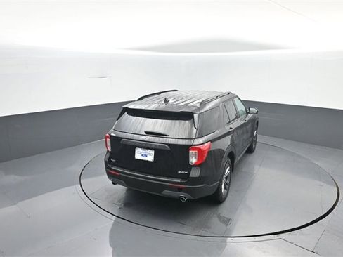 Certified 2023 Ford Explorer XLT w/ Equipment Group 202A image 25
