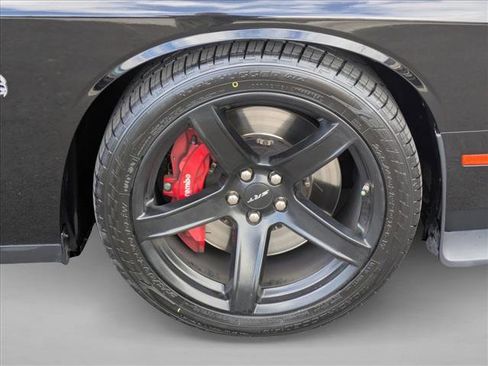 Used 2020 Dodge Challenger SRT Hellcat w/ Plus Package image 22