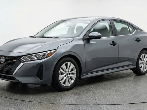 Used 2025 Nissan Sentra S FWD image 3