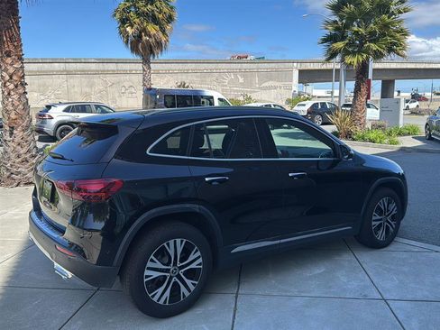 Used 2025 Mercedes-Benz GLA 250 image 6