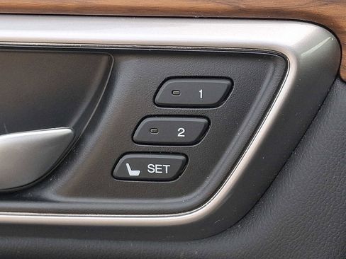 Used 2020 Honda CR-V Touring image 26