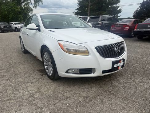 Used 2012 Buick Regal Premium FWD image 3