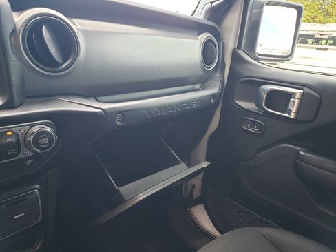 Used 2021 Jeep Wrangler Unlimited Sport w/ Sun And Sound Package image 16