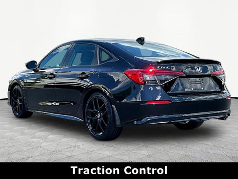 Used 2023 Honda Civic Sport image 4