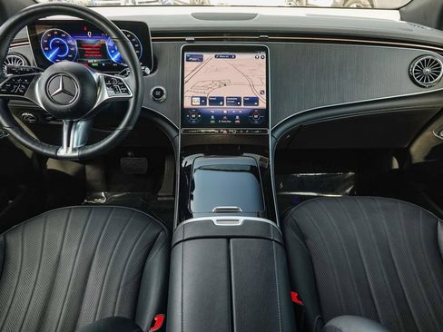 Used 2023 Mercedes-Benz EQE 500 4MATIC SUV image 13