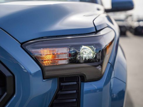 New 2026 Toyota Tacoma SR5 image 5