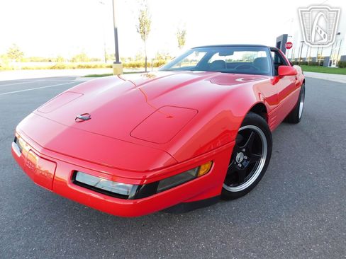 Used 1994 Chevrolet Corvette Coupe RWD image 35