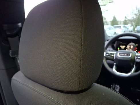 Certified 2025 GMC Acadia Elevation image 13