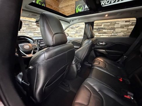Used 2020 Jeep Cherokee Limited AWD/4WD image 30