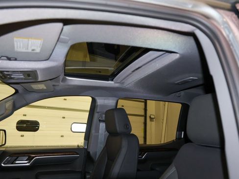 New 2026 GMC Sierra 1500 Elevation w/ Elevation Premium Package image 8