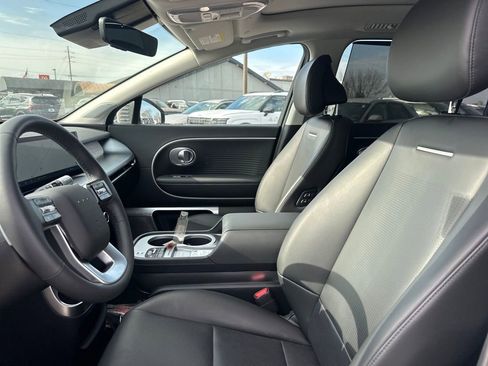 New 2026 Hyundai Ioniq 9 Limited image 12