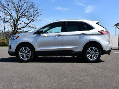 Used 2019 Ford Edge SEL w/ Equipment Group 201A image 4