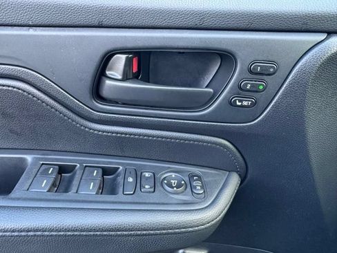Used 2025 Honda Odyssey Sport-L image 25
