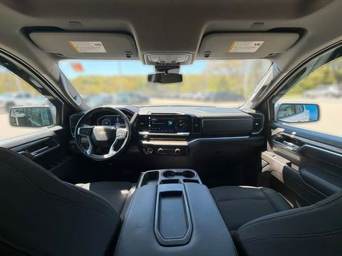 Certified 2022 Chevrolet Silverado 1500 LT AWD/4WD image 26