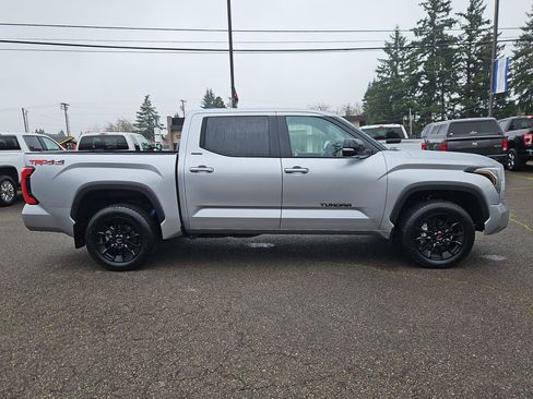 Used 2024 Toyota Tundra Limited w/ TRD Off-Road Package image 6